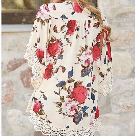 Other - Floral kimono